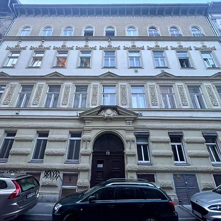 Downtown Lair Apartment Budapest Exterior photo